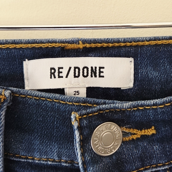 RE/DONE 70s Ultra High Rise Wide Leg Jeans in Monterey Faded Wash Size 25 - Picture 5 of 8